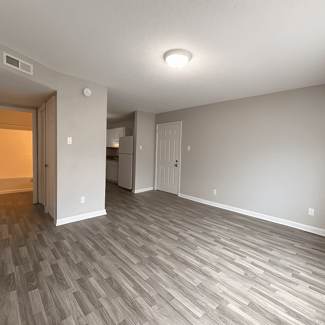 Maryville Apartment: 203 Stone Tree Drive