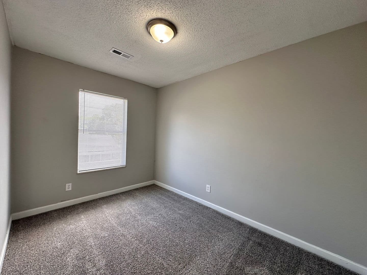 Maryville Apartment: 203 Stone Tree Drive
