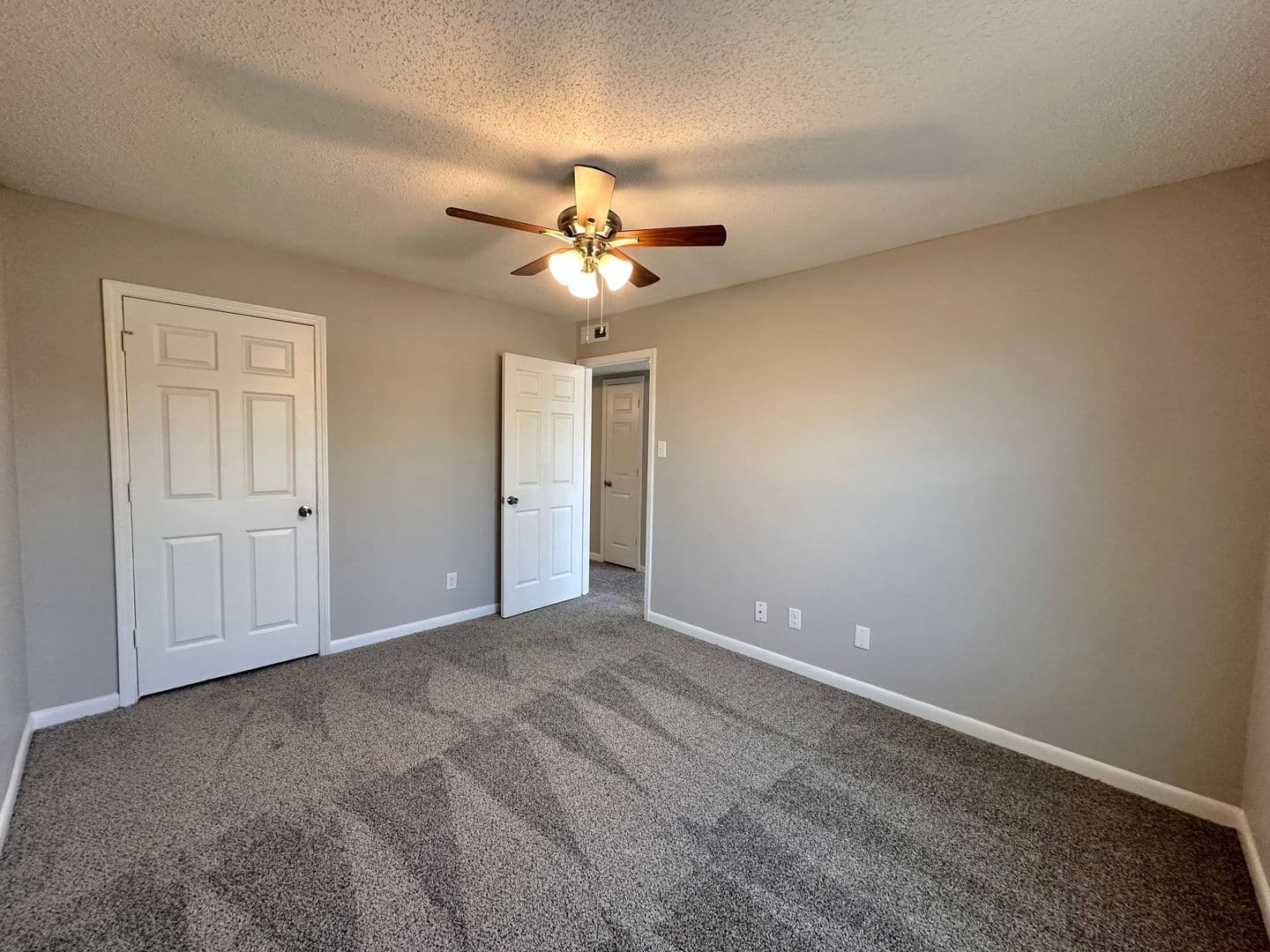 Maryville Apartment: 203 Stone Tree Drive