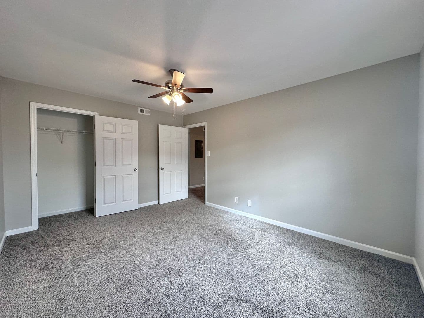 Maryville Apartment: 205 Guadal Canal Drive