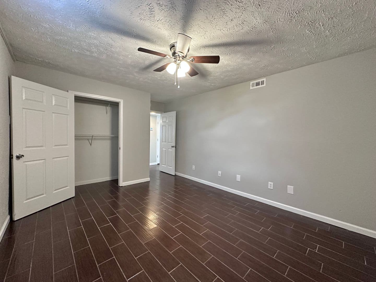 Louisville Apartment: 903 Mimosa Heights Drive