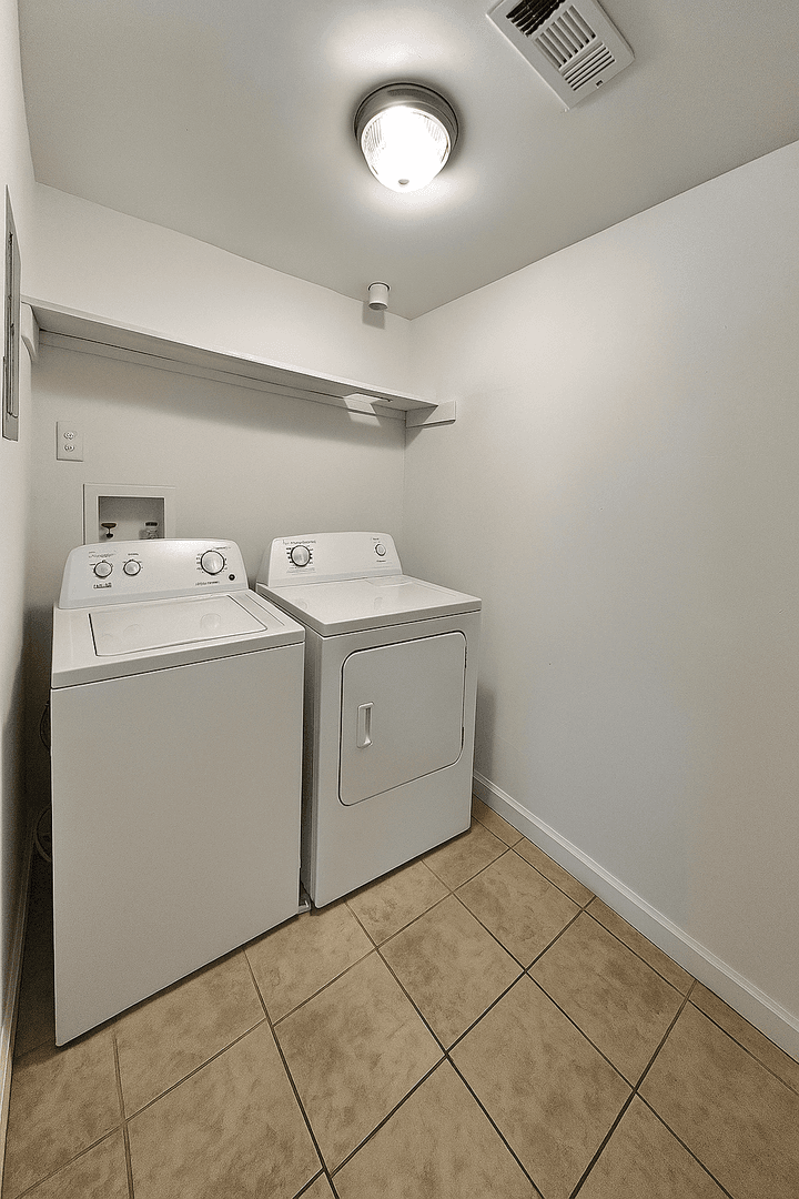 Louisville Apartment: 903 Mimosa Heights Drive
