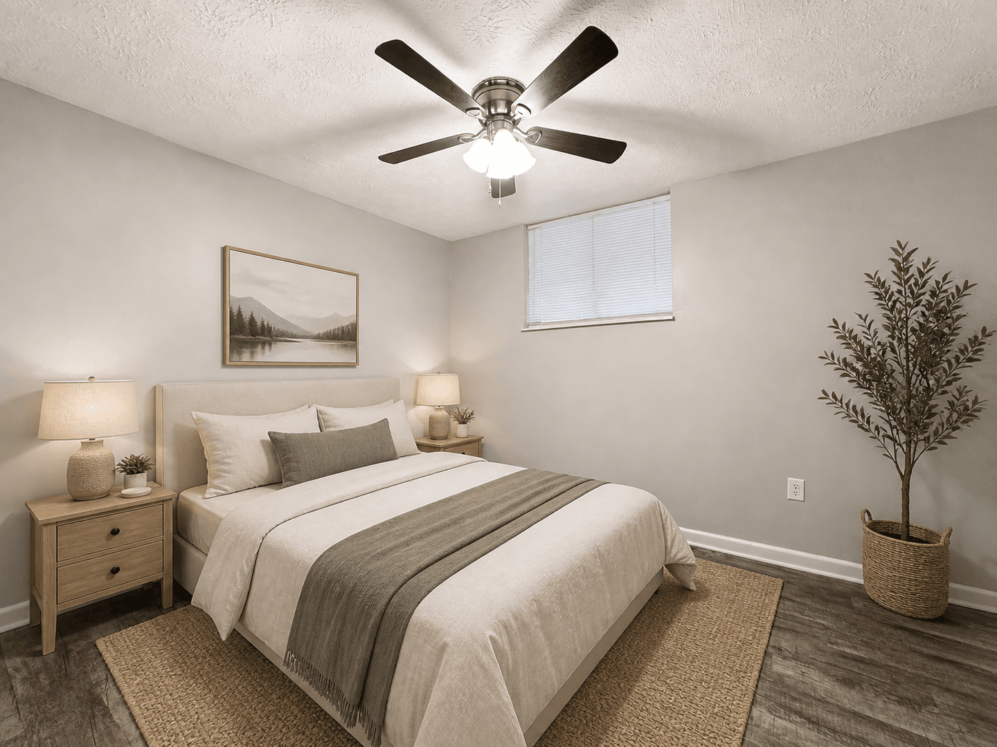 Jefferson City Apartment: 2021 N Sizer Ave.