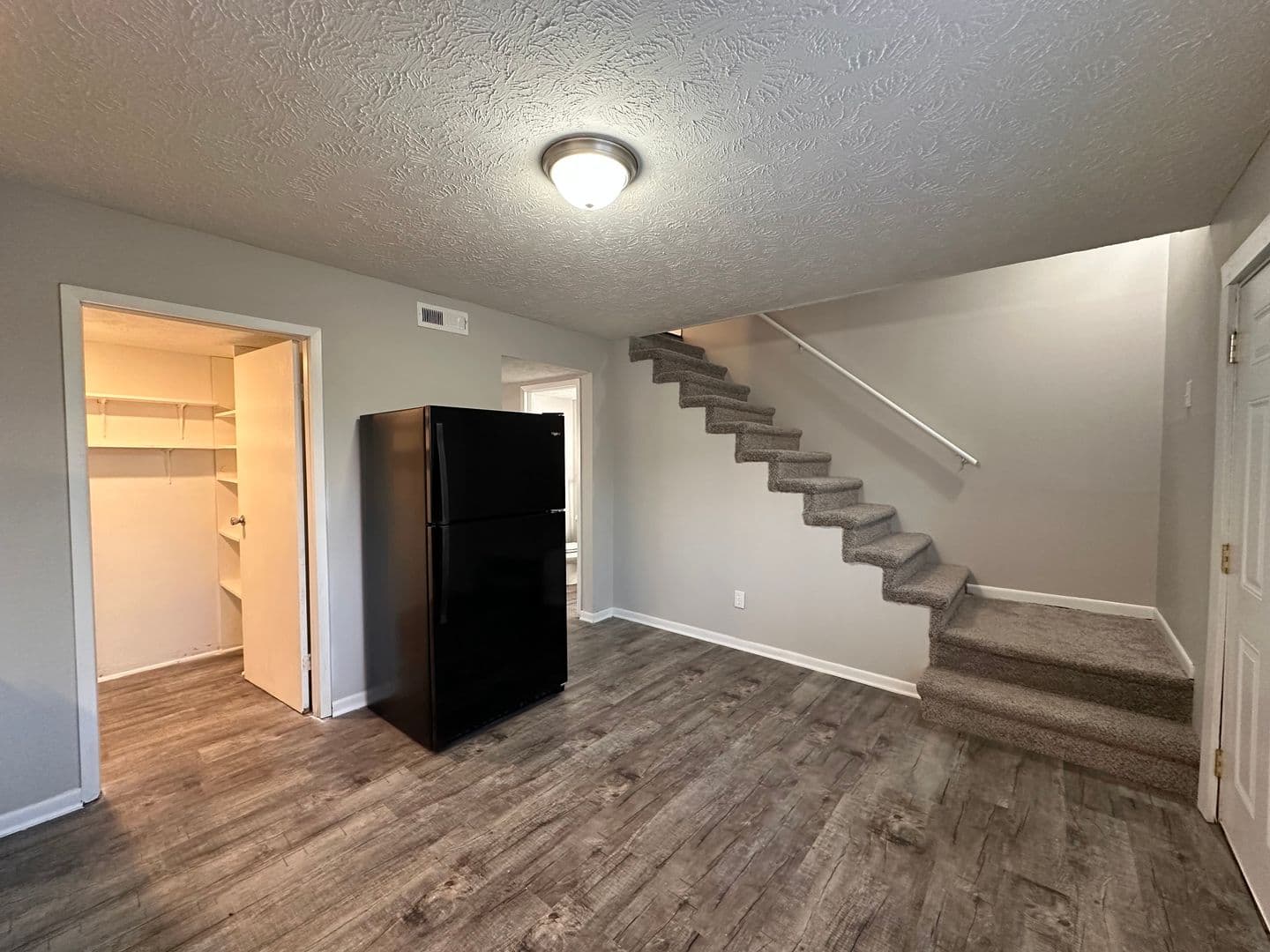 Louisville Apartment: 903 Mimosa Heights Drive