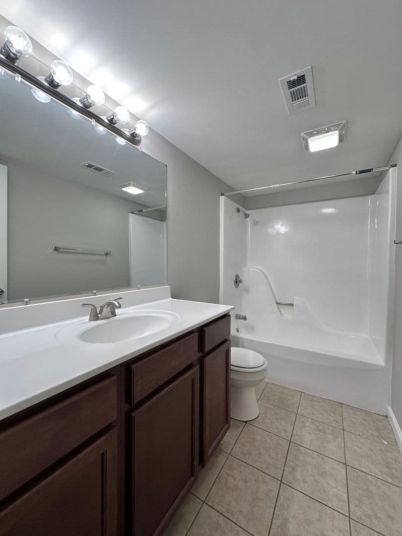 Louisville Apartment: 903 Mimosa Heights Drive