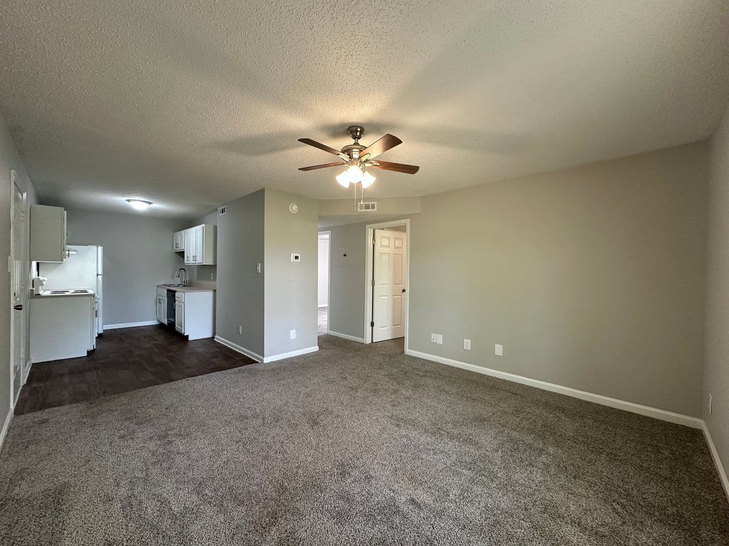 Maryville Apartment: 203 Stone Tree Drive