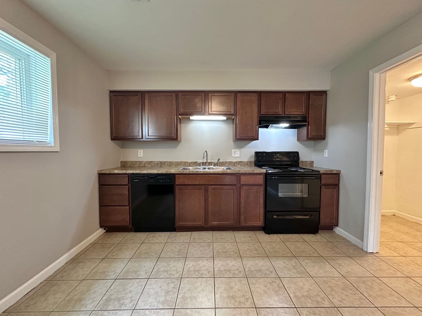 Louisville Apartment: 903 Mimosa Heights Drive