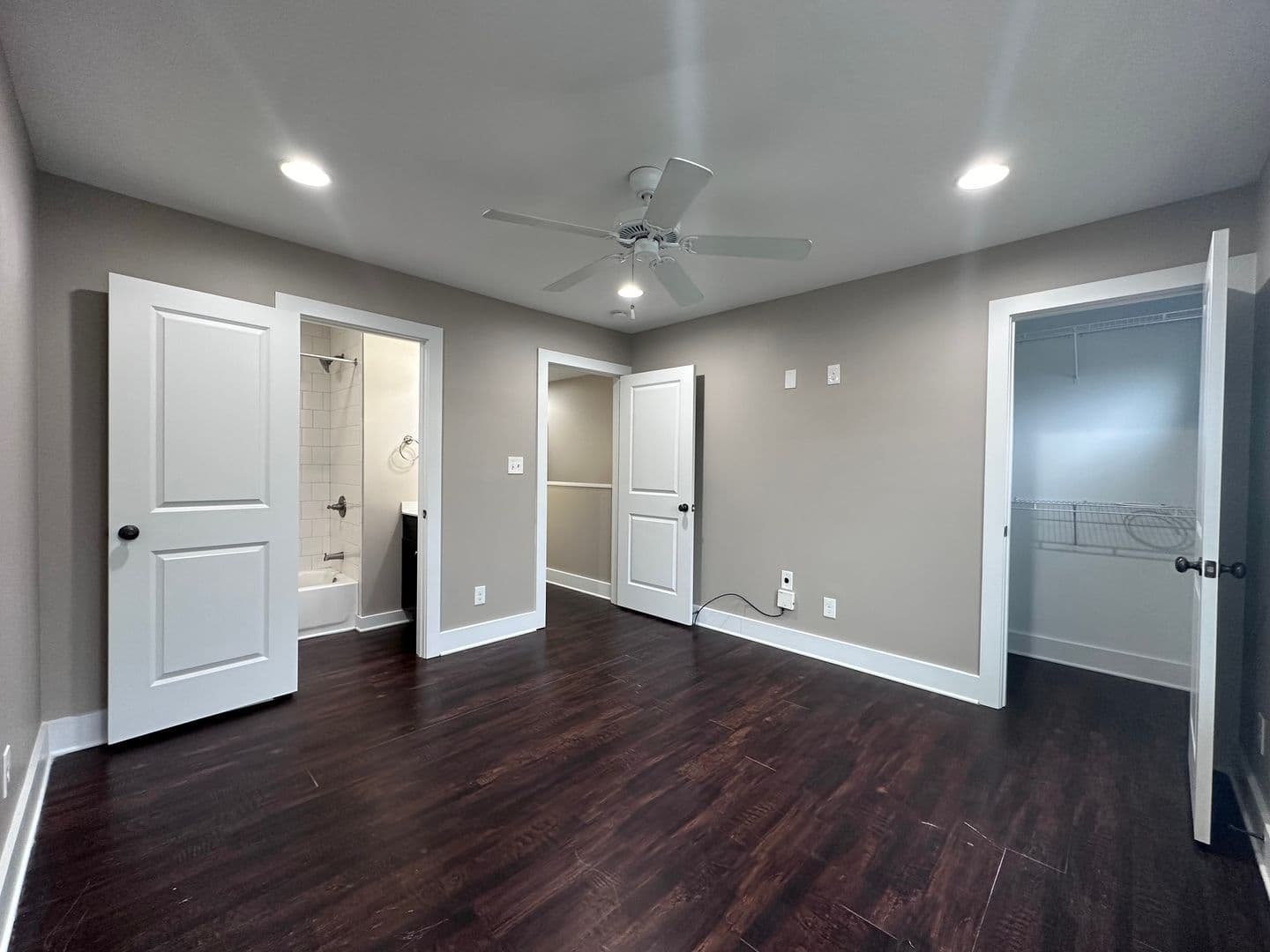 Knoxville Apartment: 425 Sutherland View Way
