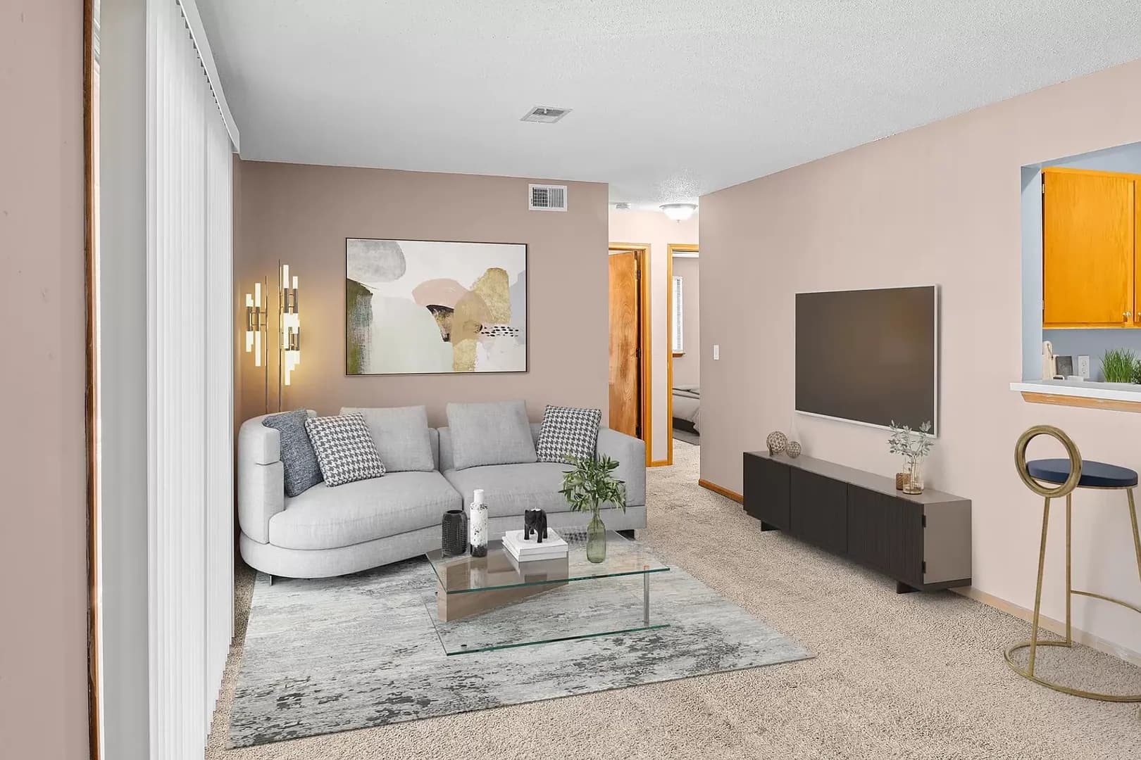Leavenworth Apartment: 941 Cheyenne Curv Apt L