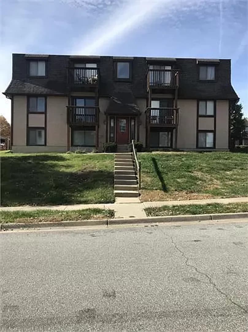 Leavenworth Apartment: 941 Cheyenne Curve - Apt D