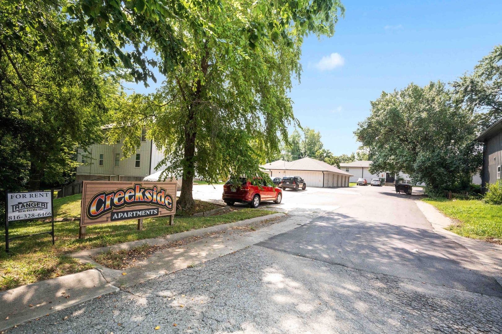 Leavenworth Apartment: 501 Vilas Street