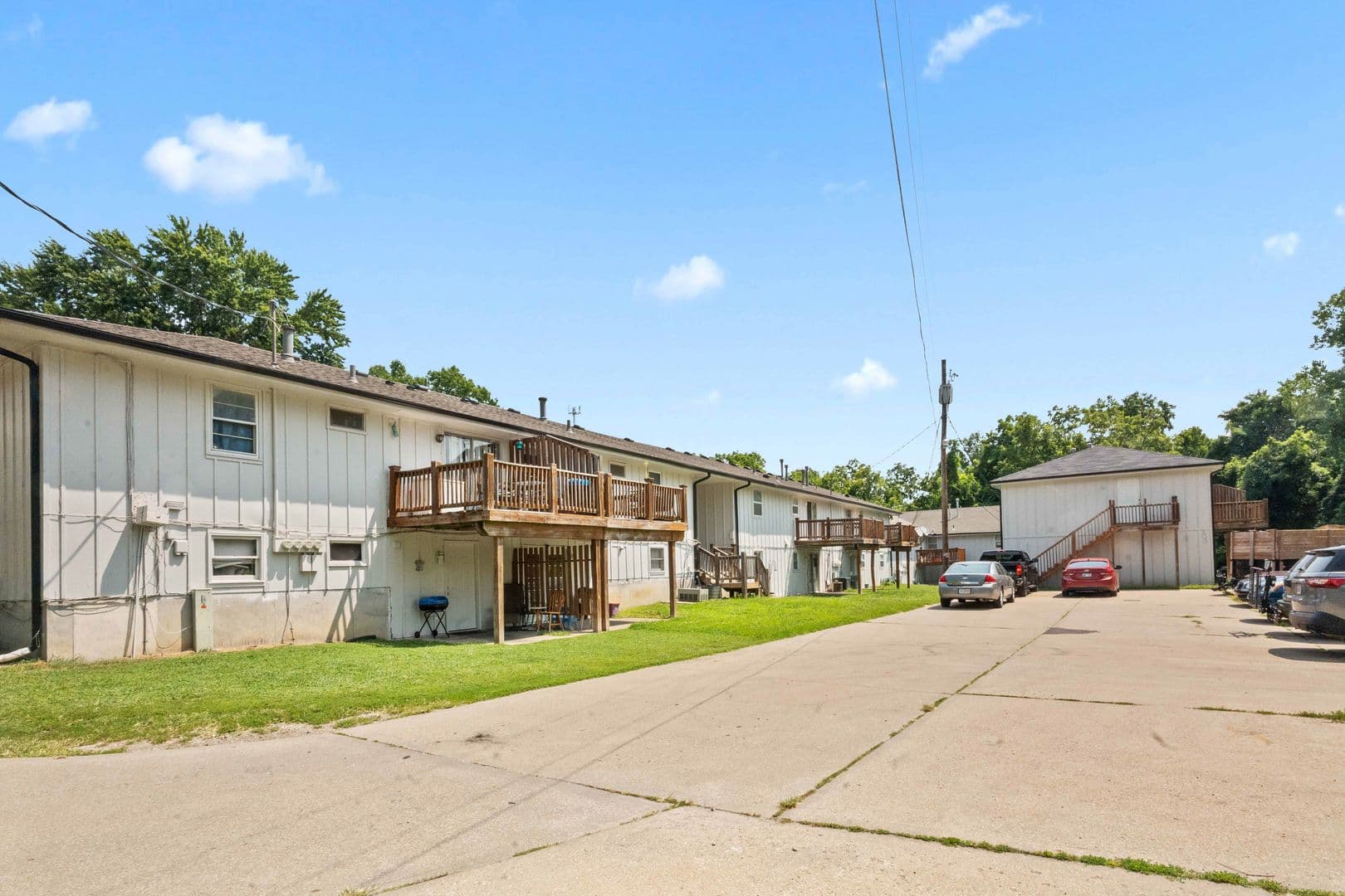 Leavenworth Apartment: 501 Vilas Street