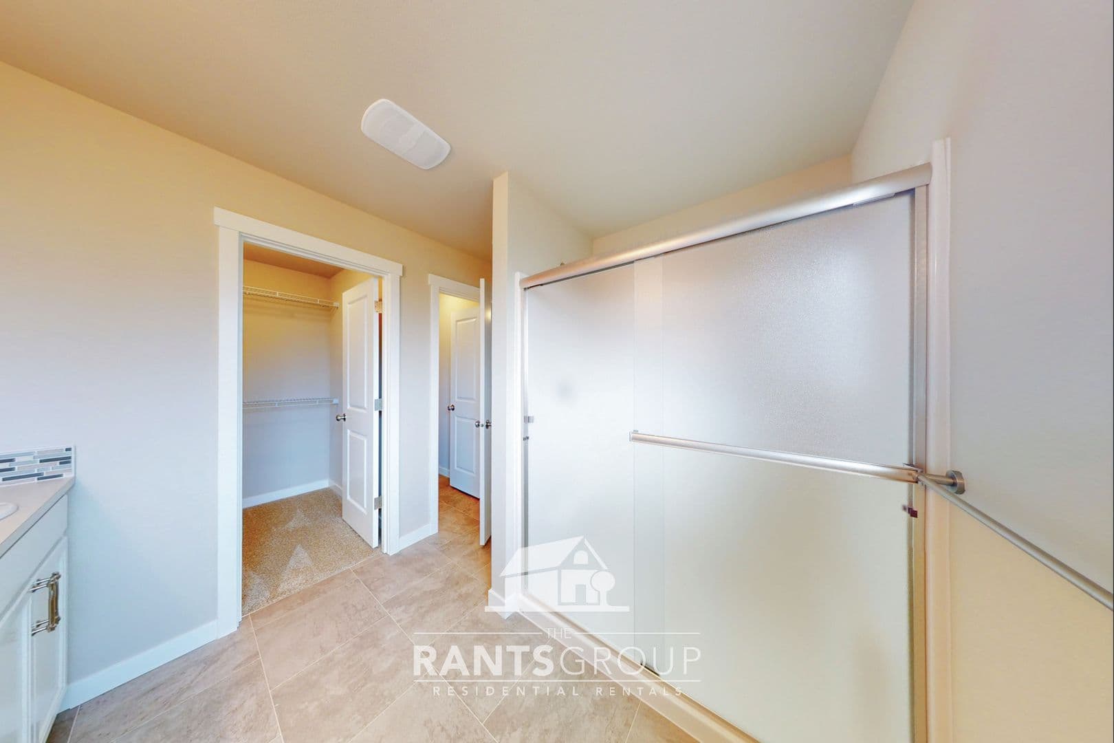 Yelm Multiplex: 15539 - 15533 Leah Ave SE
