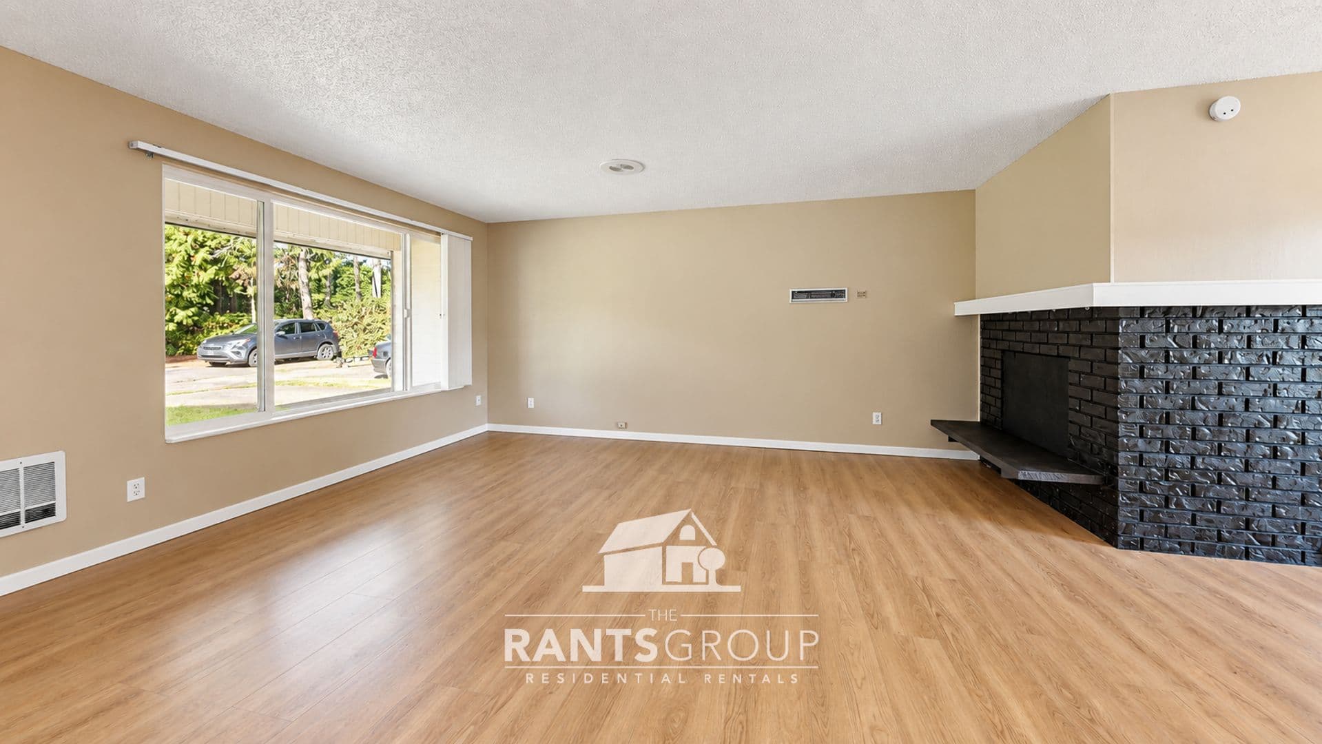 OLYMPIA Apartment: 1416 Stillwell St NE