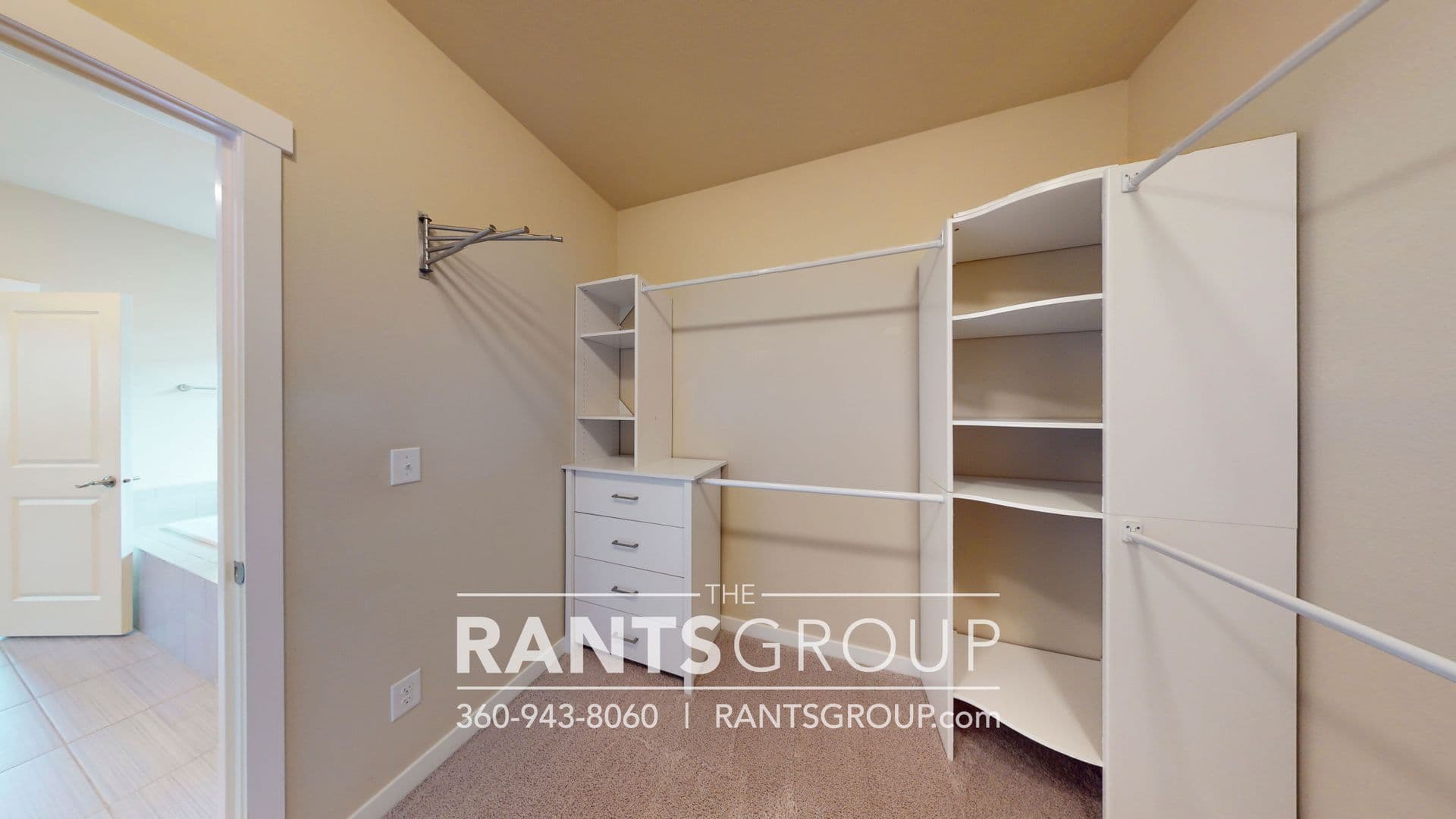 Tumwater House: 9102 Silverspot Dr SE
