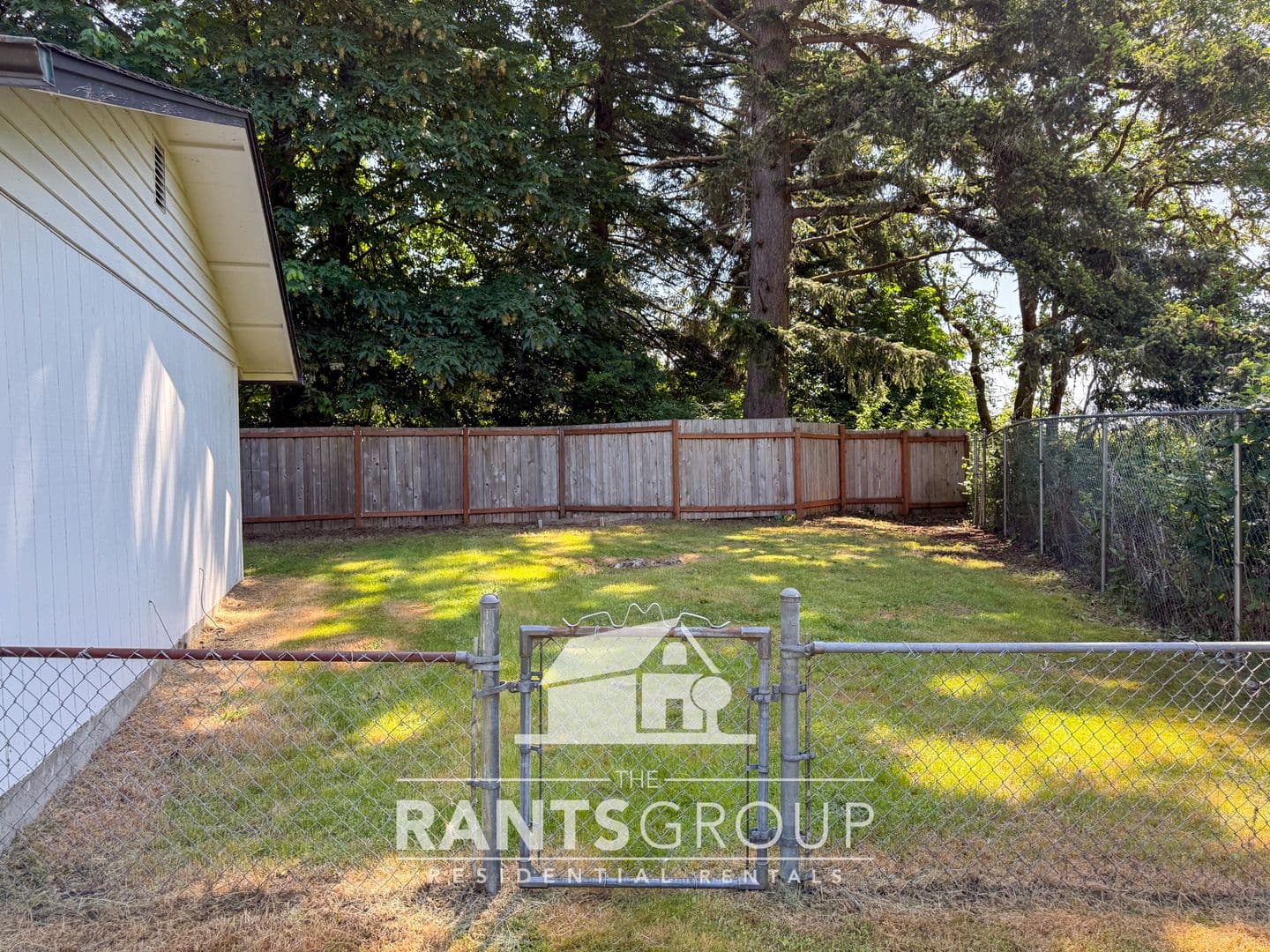 Olympia Apartment: 1331 Union Mills Rd SE