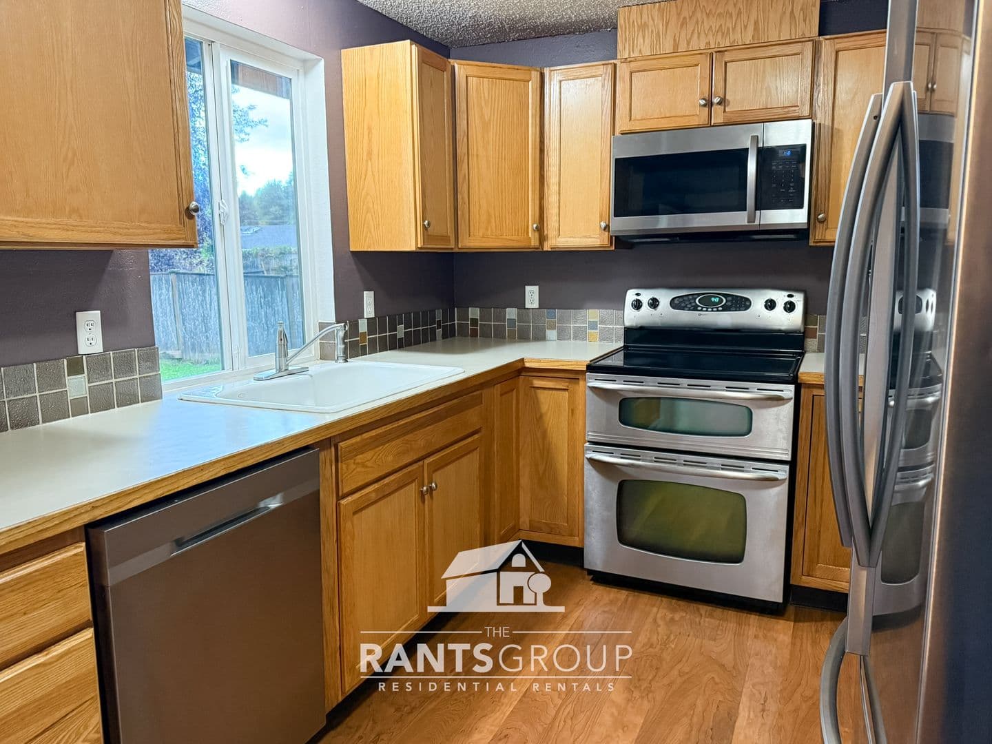 Olympia House: 825 Oakcrest St