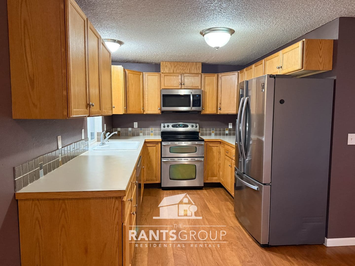Olympia House: 825 Oakcrest St