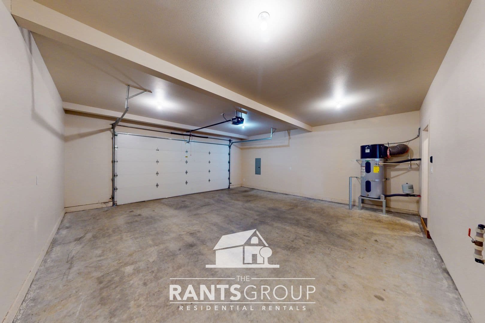 Tumwater Apartment: 607 3rd Ave SW A & B