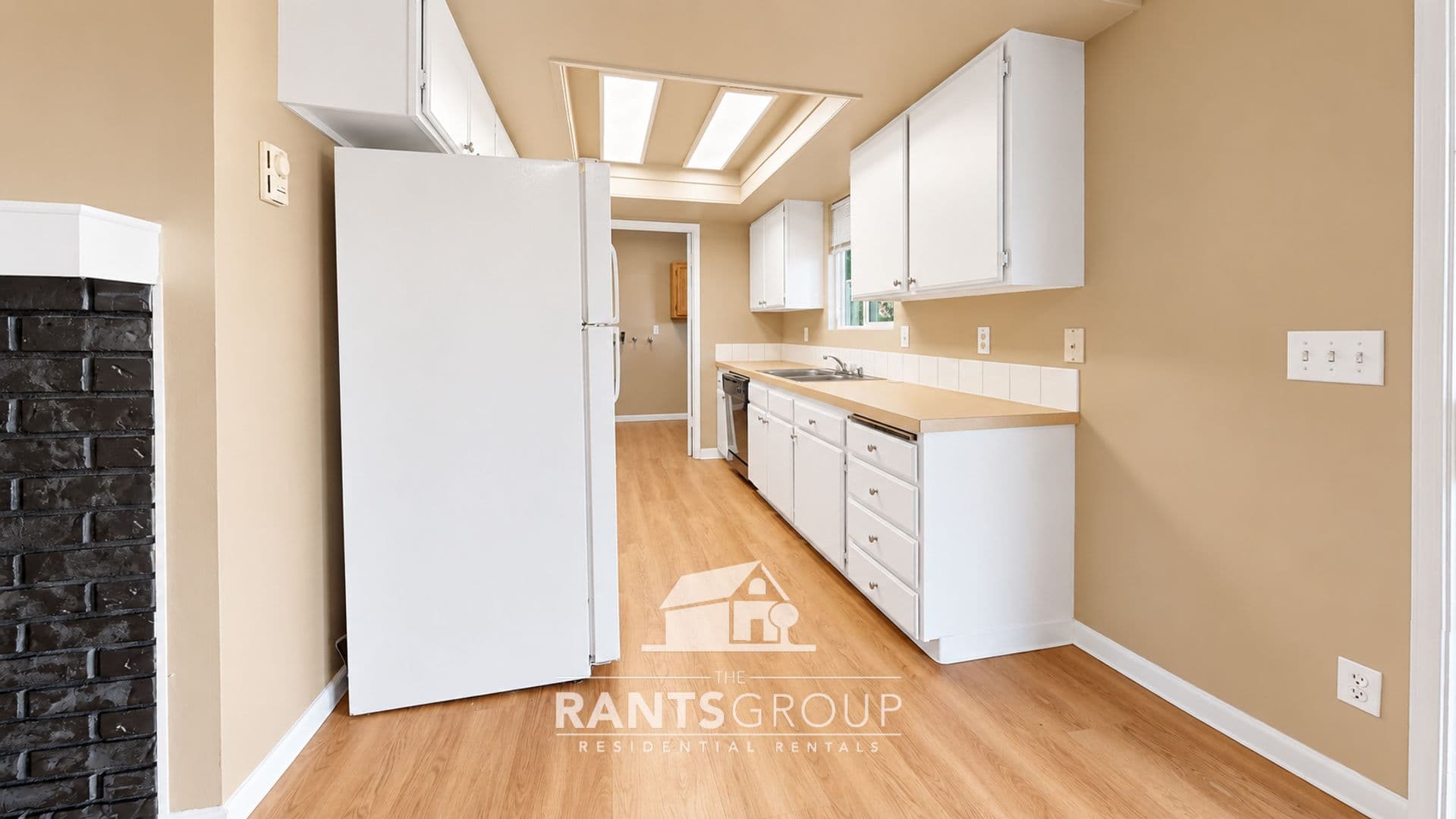 OLYMPIA Apartment: 1416 Stillwell St NE