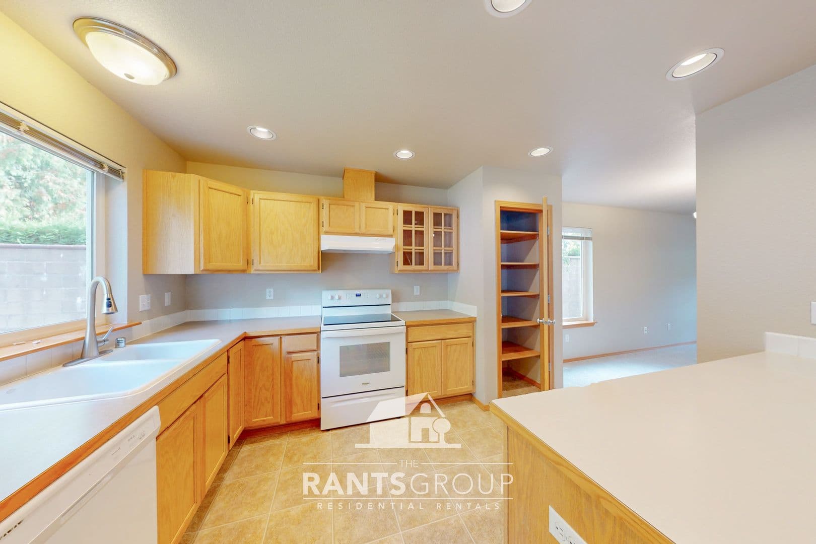 Lacey House: 4736 Kapalea Way SE