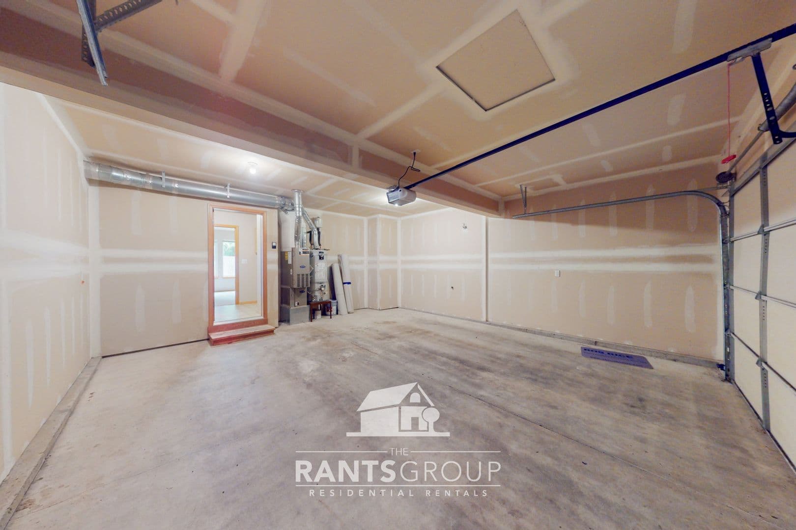Lacey House: 4736 Kapalea Way SE