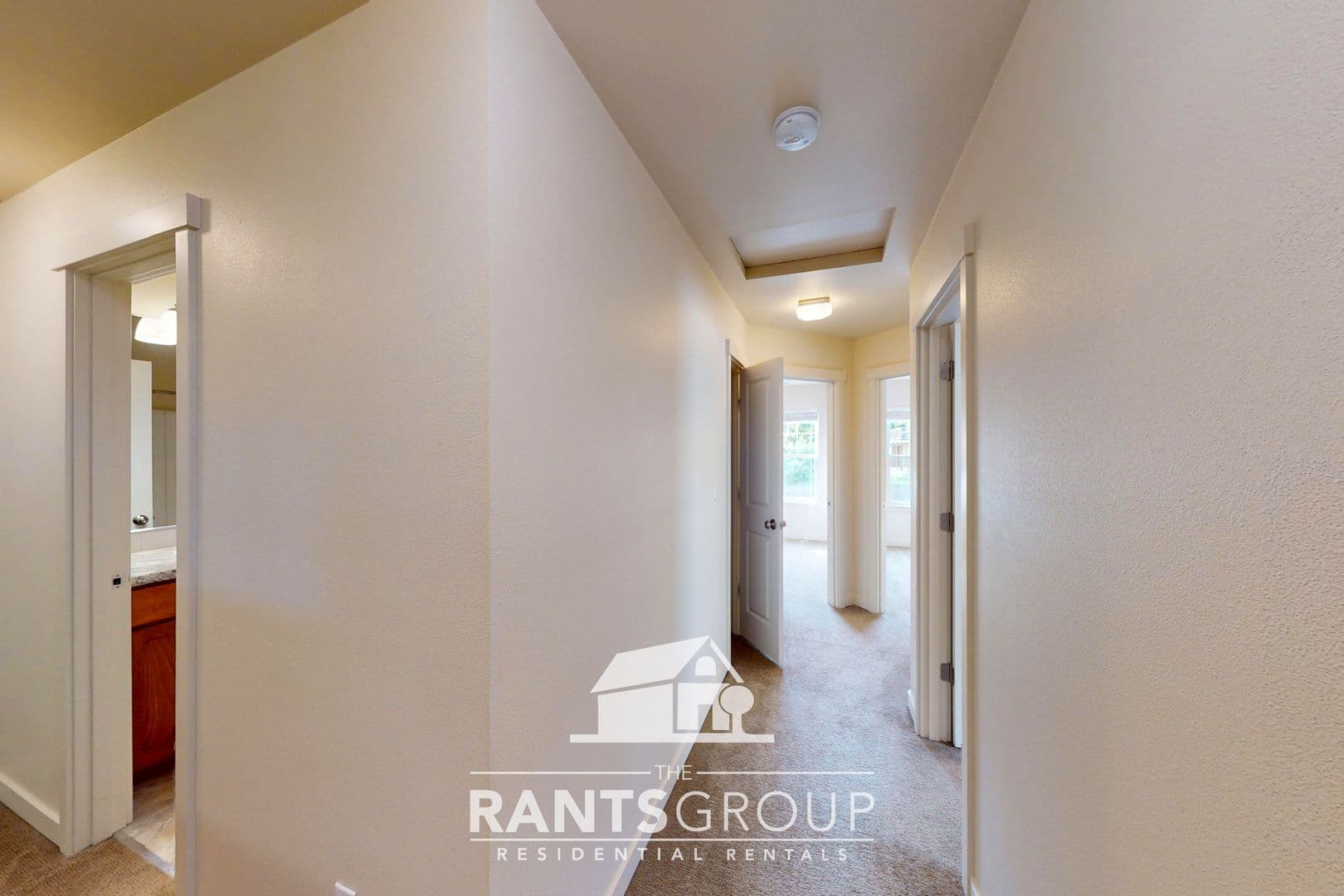 Tumwater Apartment: 607 3rd Ave SW A & B