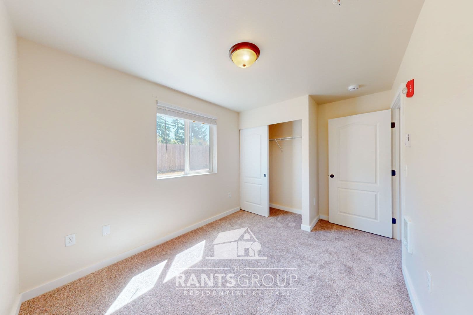 Yelm Apartment: 304 Longmire Street SE - 107B