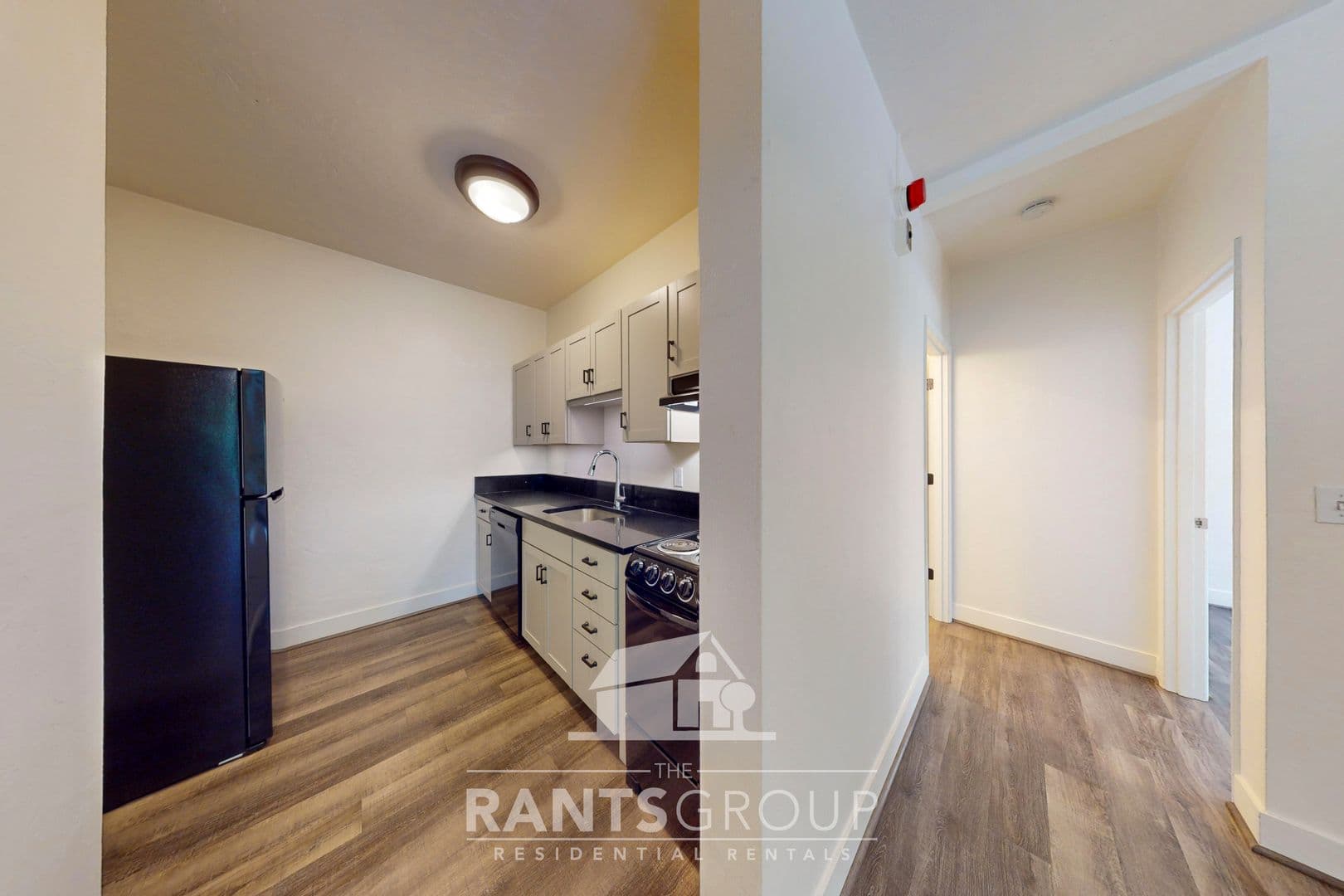 Olympia Apartment: 208 Legion Way SE