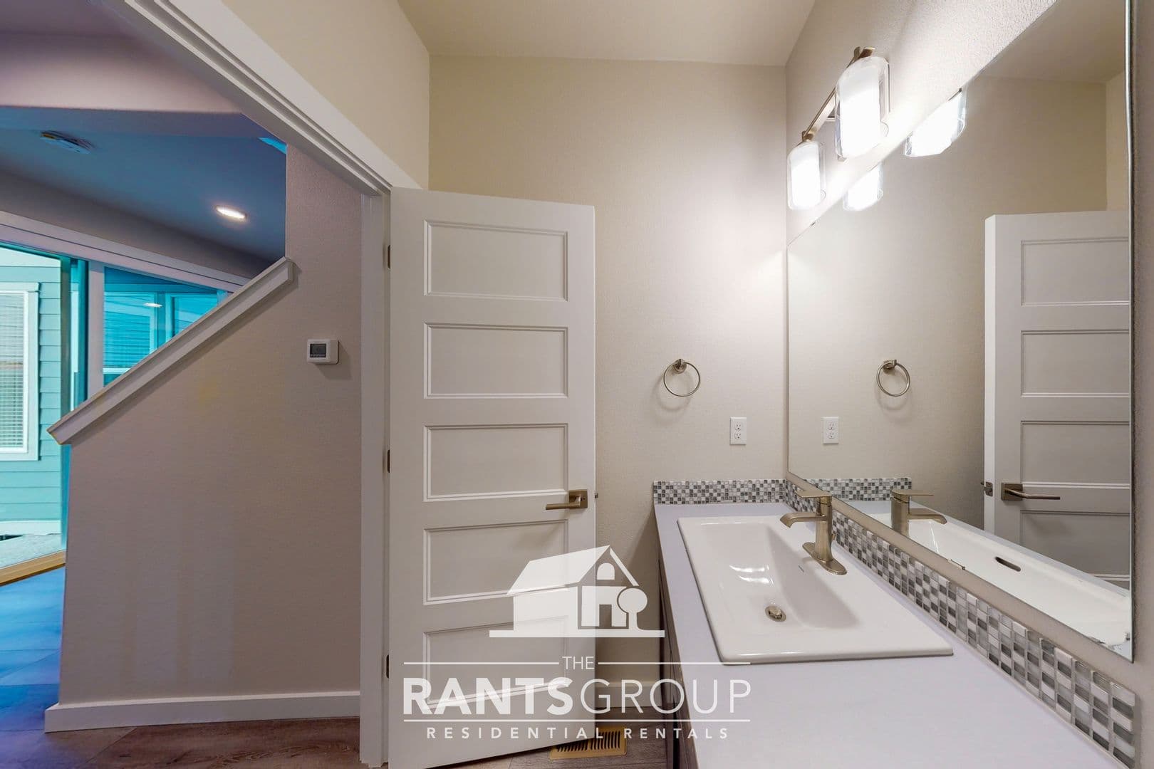 Tumwater House: 9013 Priscilla Dr SE