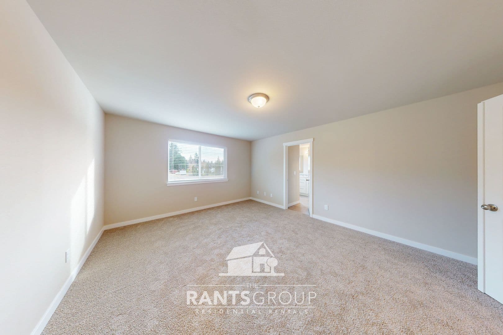 Yelm Multiplex: 15539 - 15533 Leah Ave SE