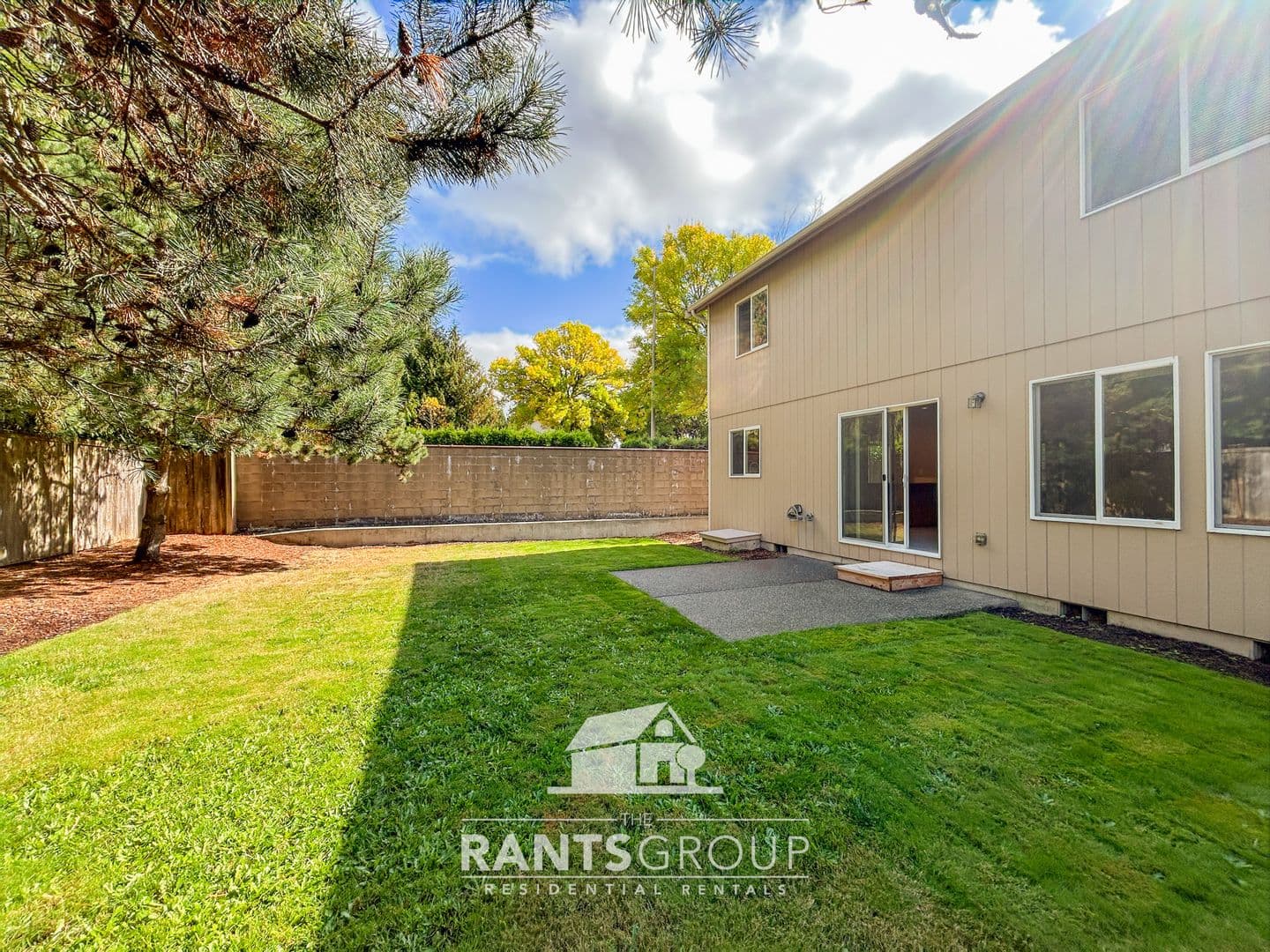 Lacey House: 4736 Kapalea Way SE