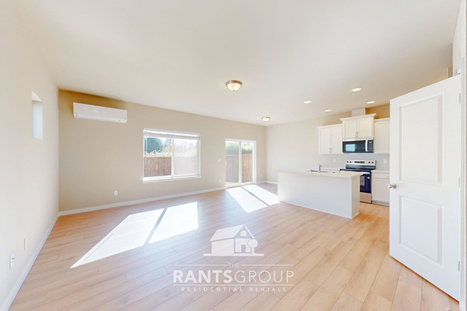 Yelm Multiplex: 15539 - 15533 Leah Ave SE