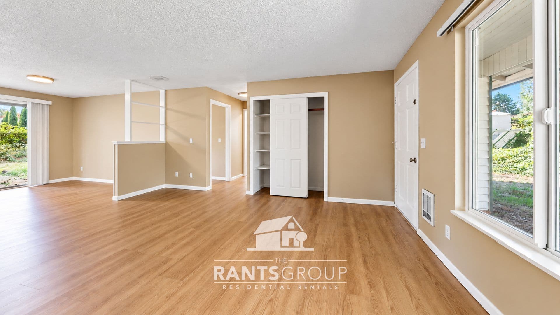 OLYMPIA Apartment: 1416 Stillwell St NE