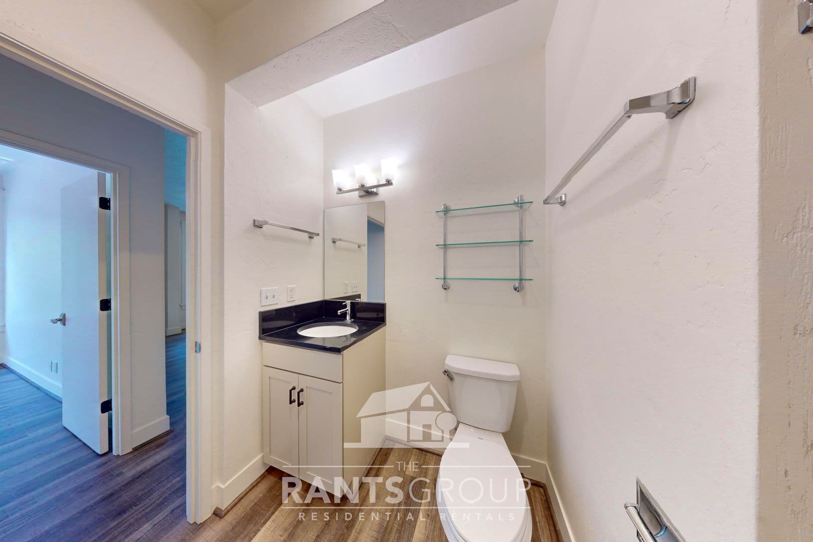 Olympia Apartment: 208 Legion Way SE