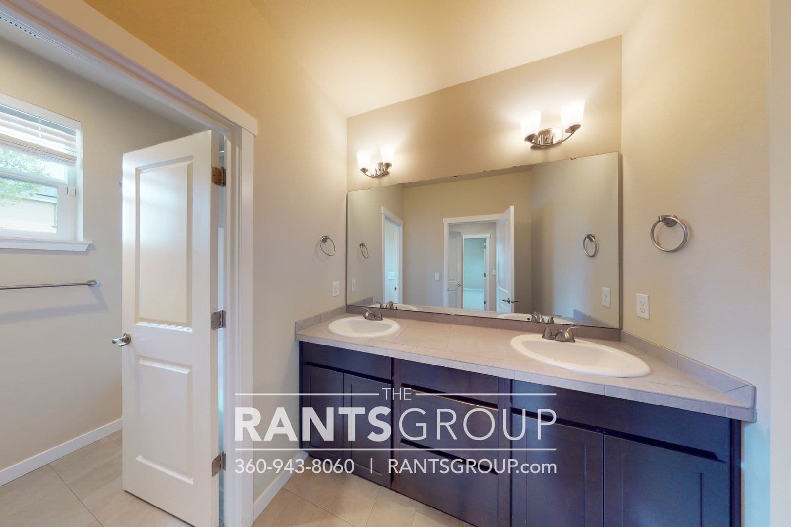 Tumwater House: 9102 Silverspot Dr SE