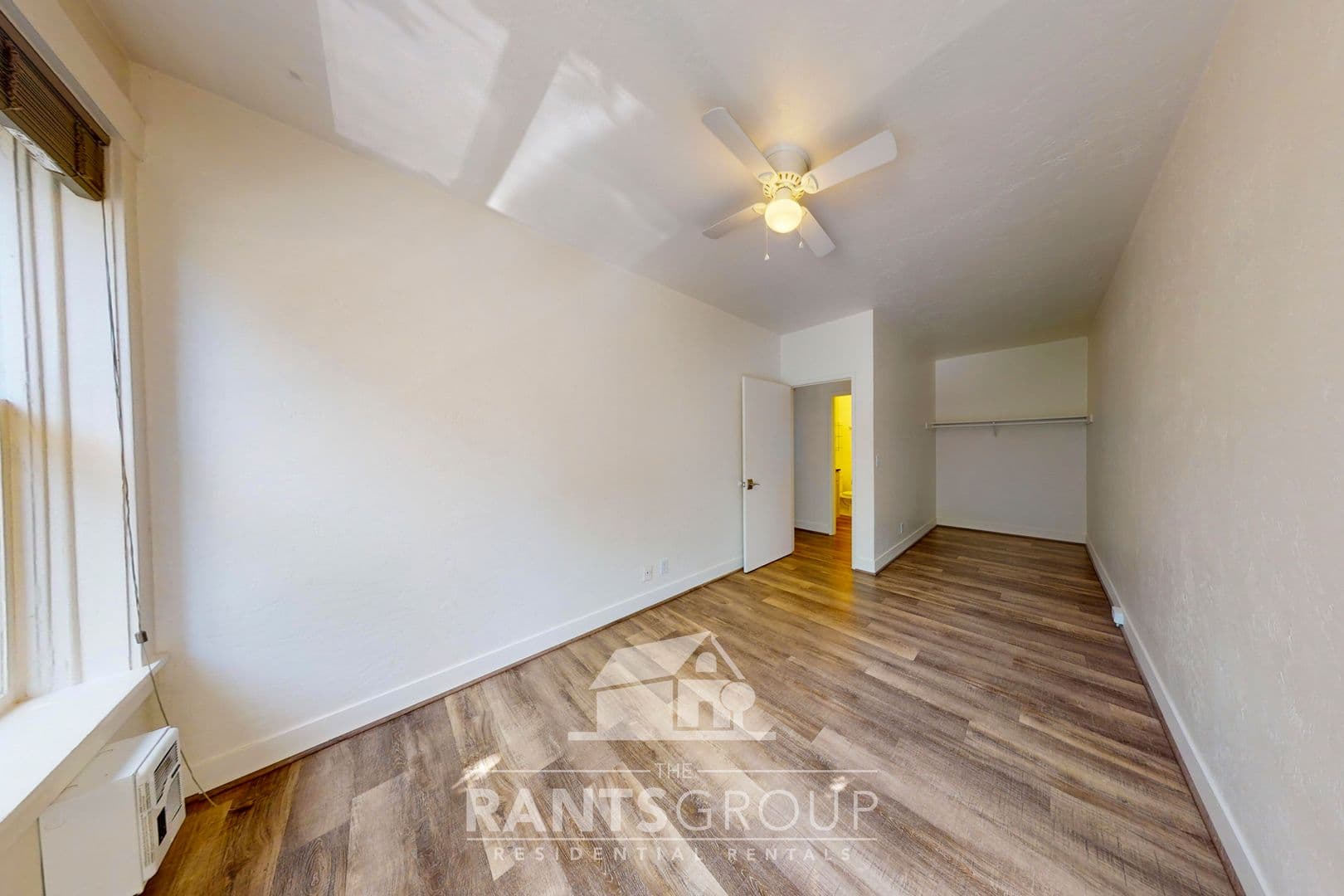 Olympia Apartment: 208 Legion Way SE
