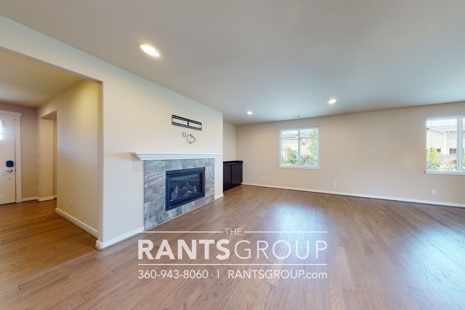 Tumwater House: 9102 Silverspot Dr SE
