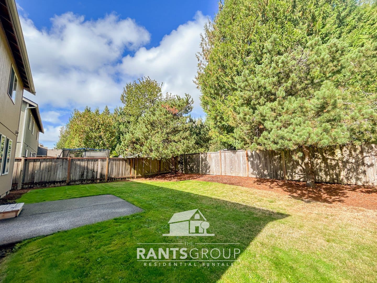 Lacey House: 4736 Kapalea Way SE
