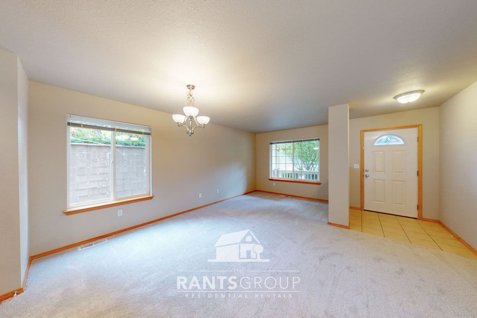 Lacey House: 4736 Kapalea Way SE