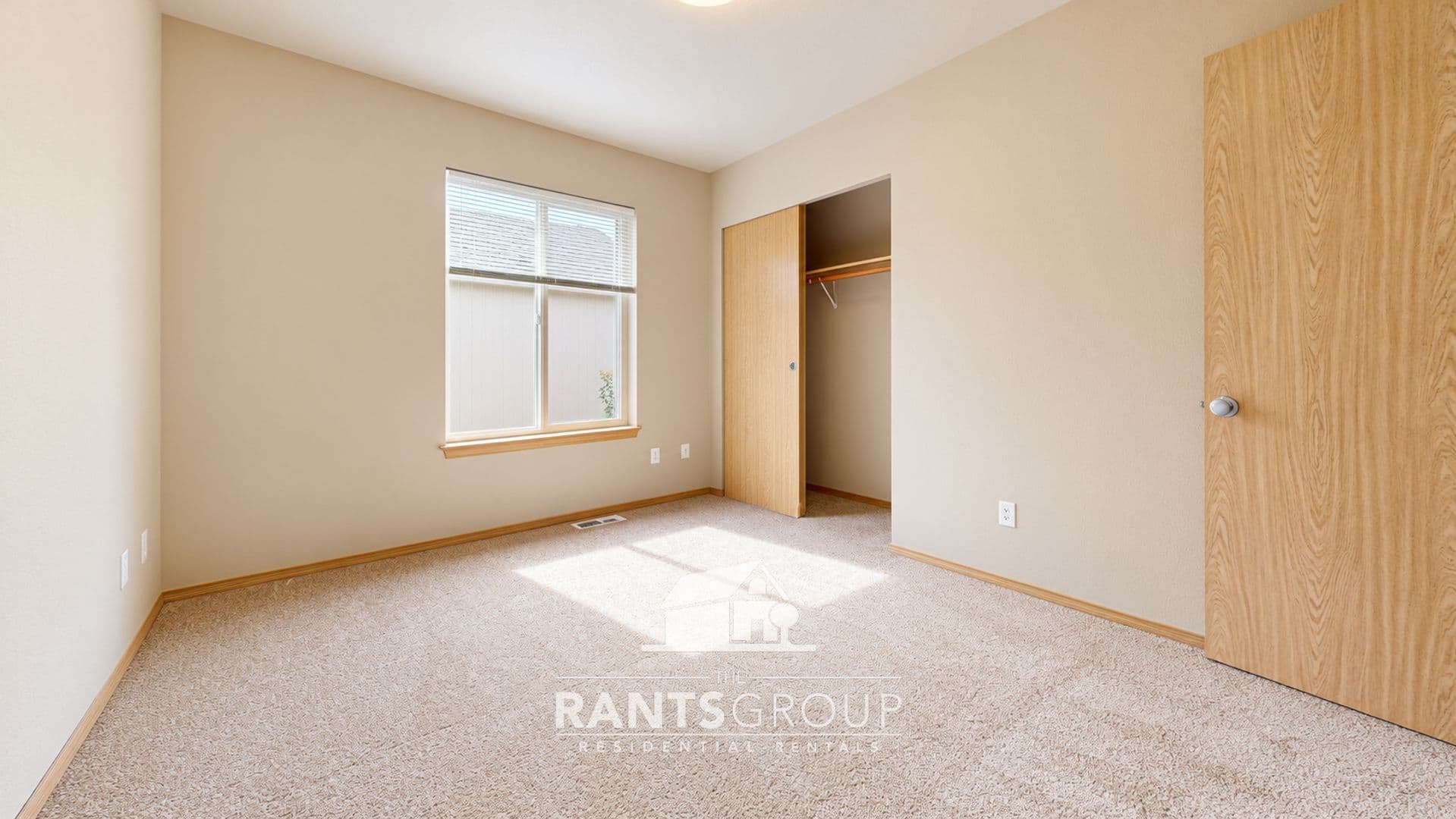 Tumwater House: 8014 Bedford Lane SE