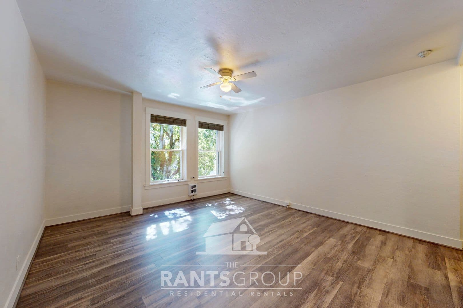 Olympia Apartment: 208 Legion Way SE