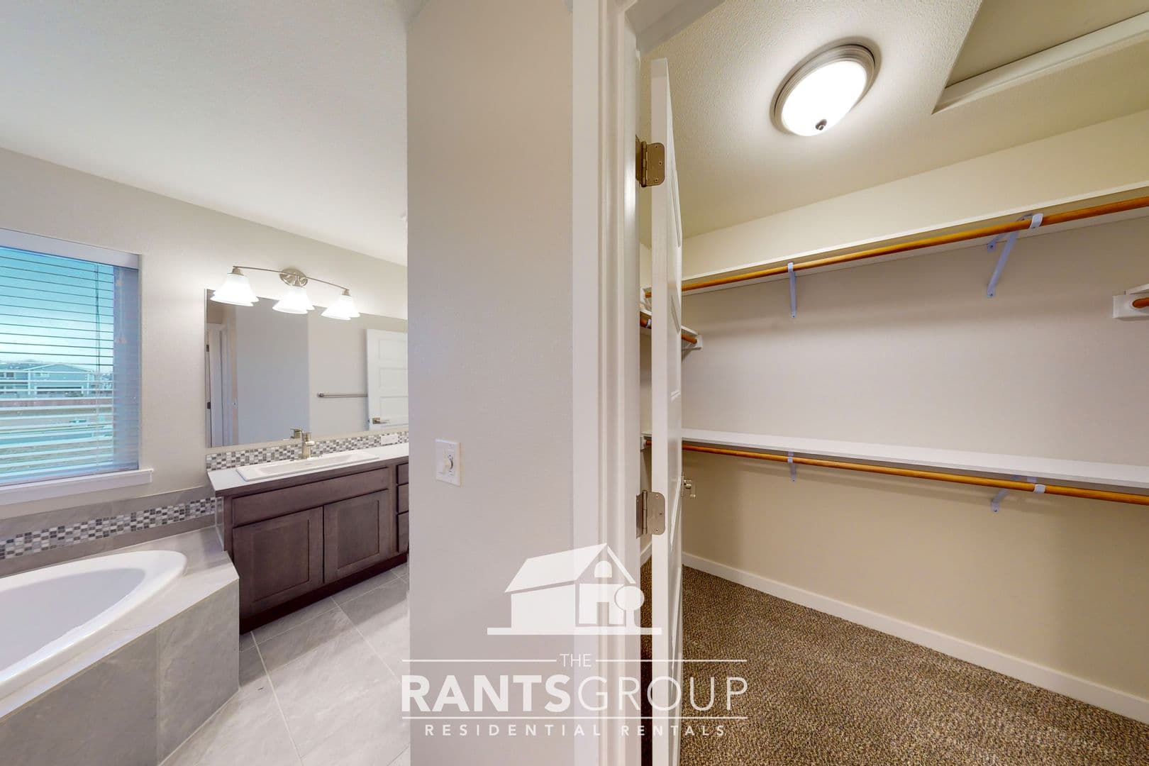 Tumwater House: 9013 Priscilla Dr SE