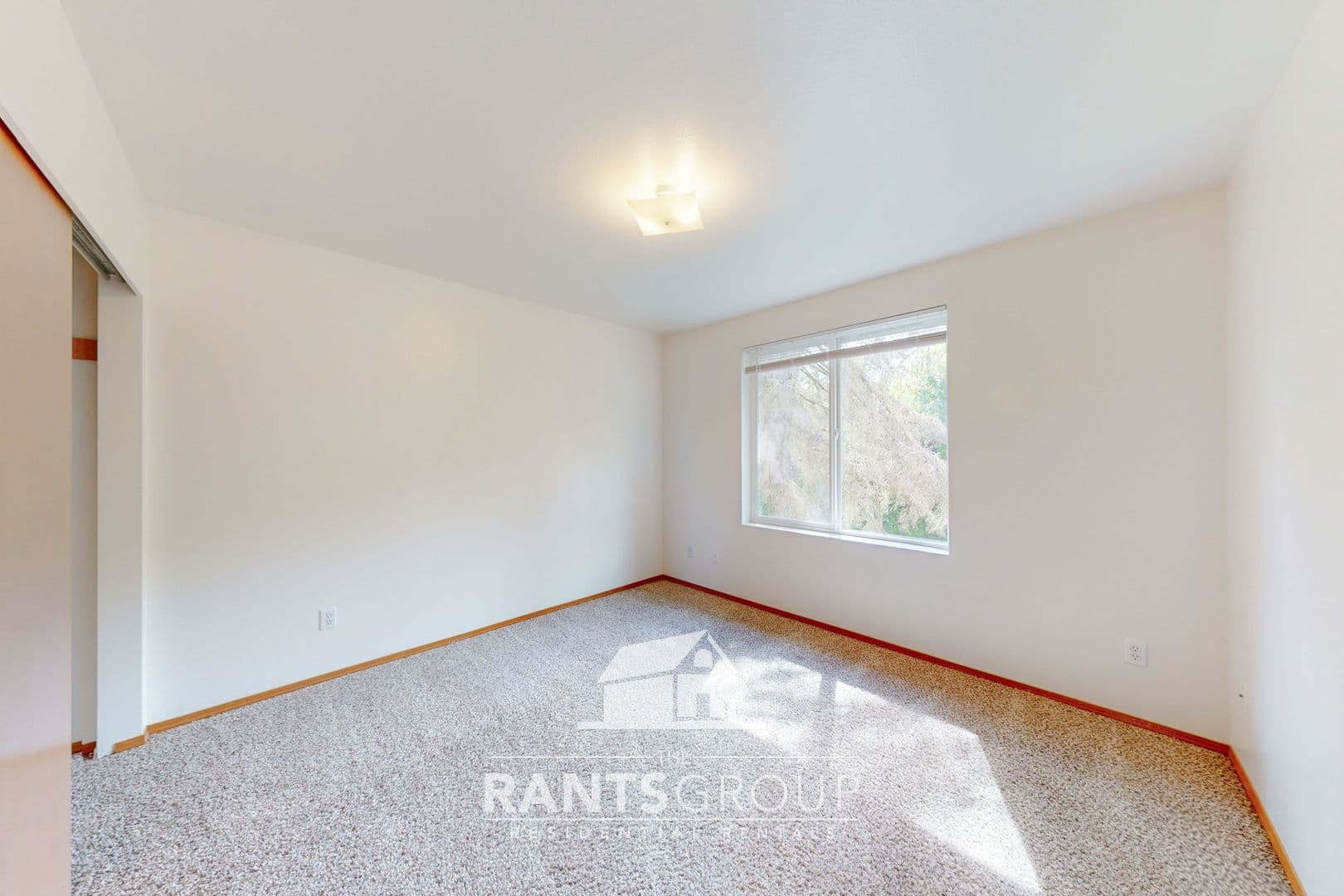 Tumwater Apartment: 811 3rd Ave SW