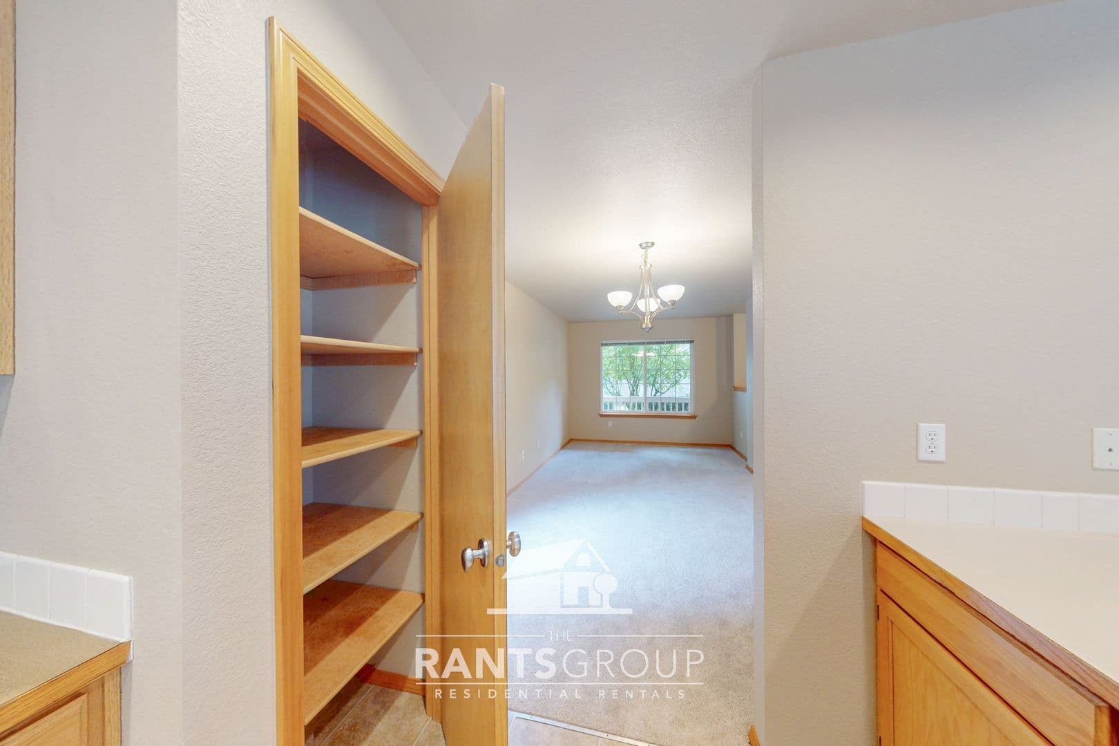 Lacey House: 4736 Kapalea Way SE