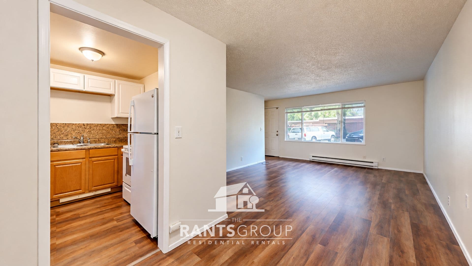 Shelton Apartment: 900 Olympic Ave