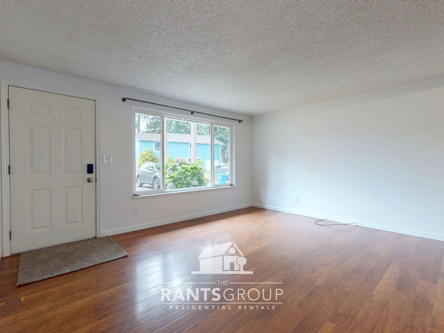 Olympia House: 825 Oakcrest St
