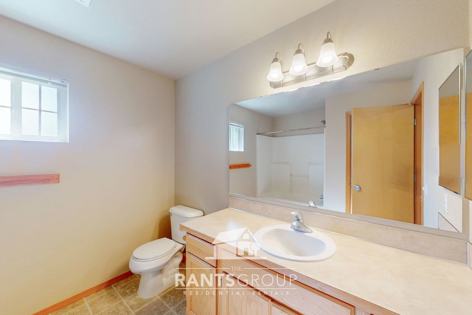 Lacey House: 4736 Kapalea Way SE