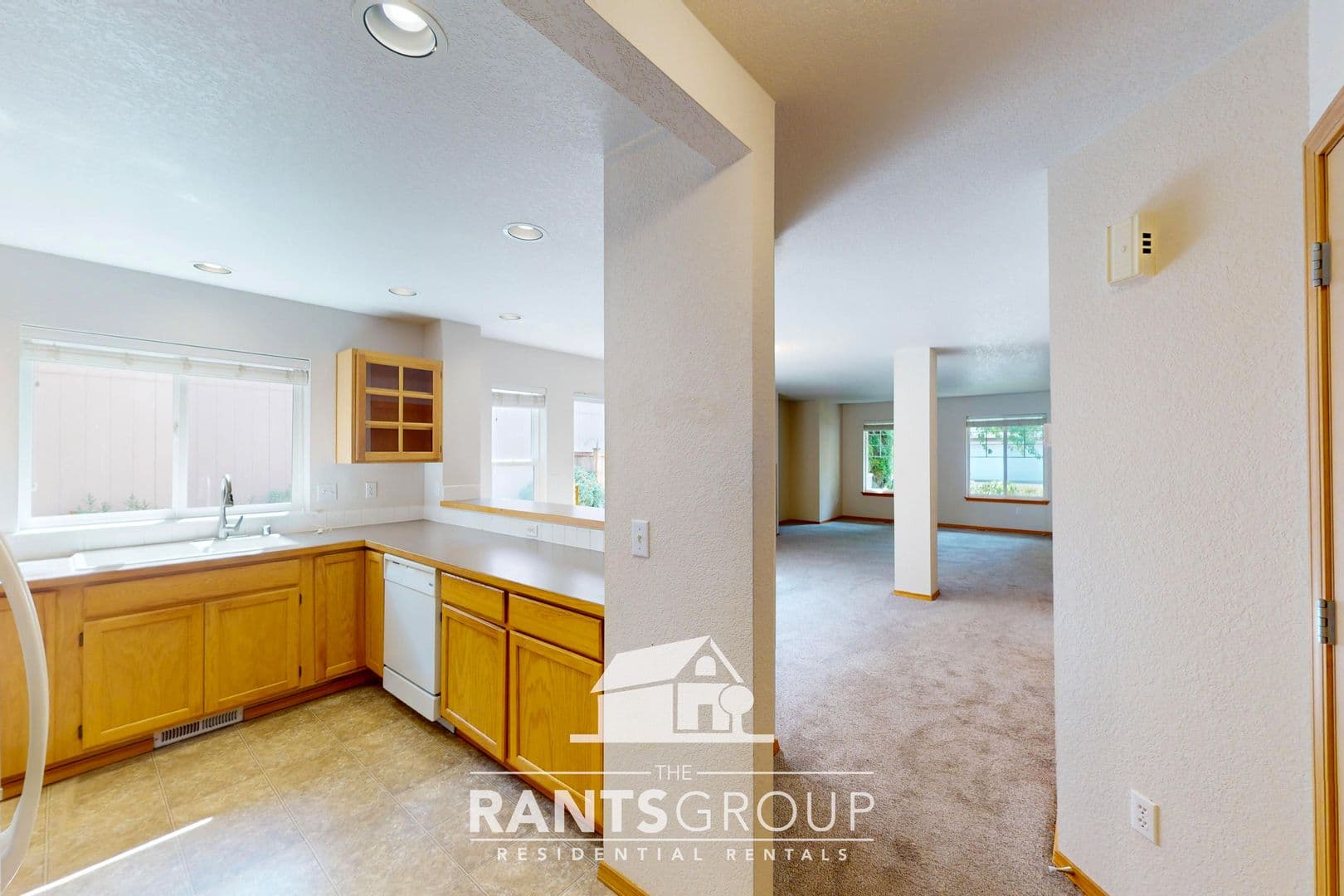 Lacey House: 4108 Alabaster St SE