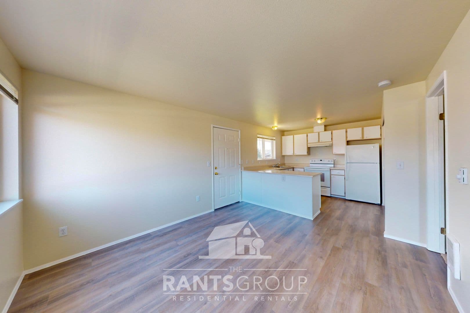 Yelm Apartment: 16516 Creek Lane SE